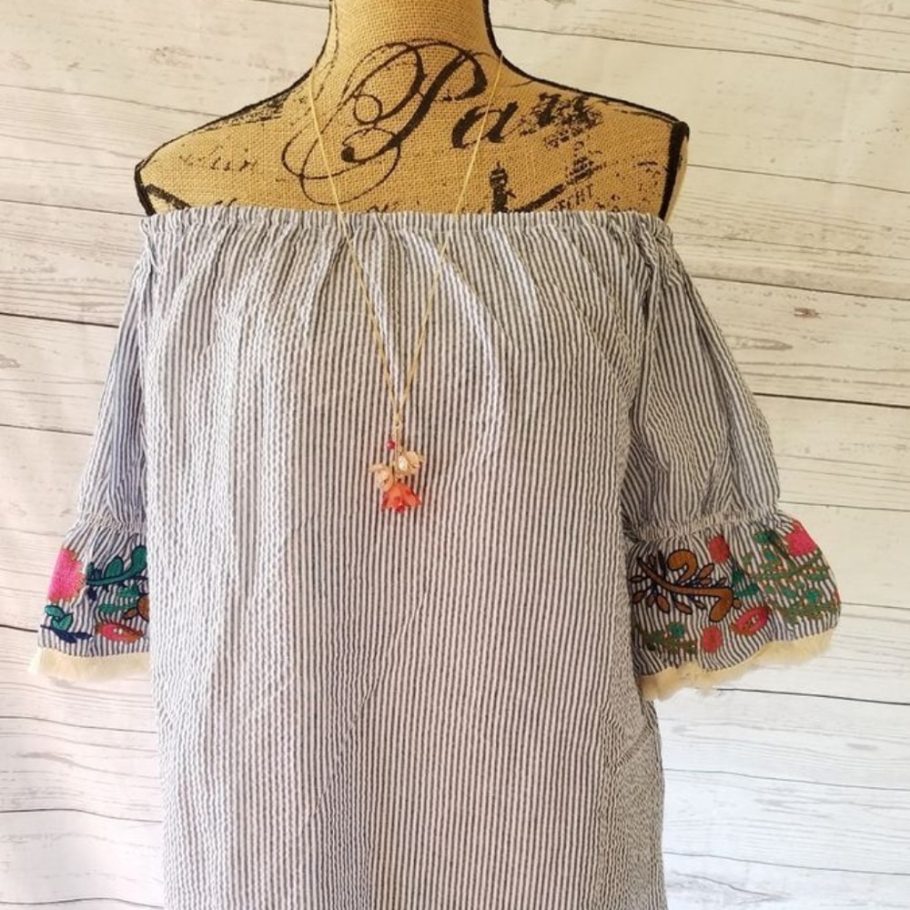 Grace & Emma Seersucker Dress Size L